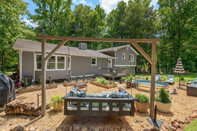 259 Cypress Circle, Carrollton, GA 30117
