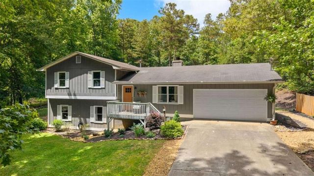 259 Cypress Circle, Carrollton, GA 30117