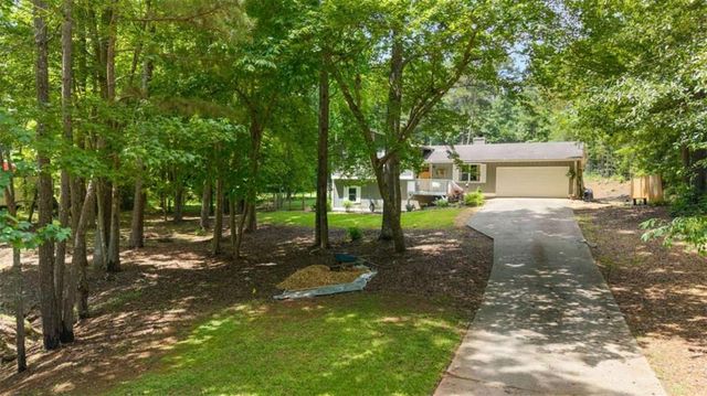 259 Cypress Circle, Carrollton, GA 30117