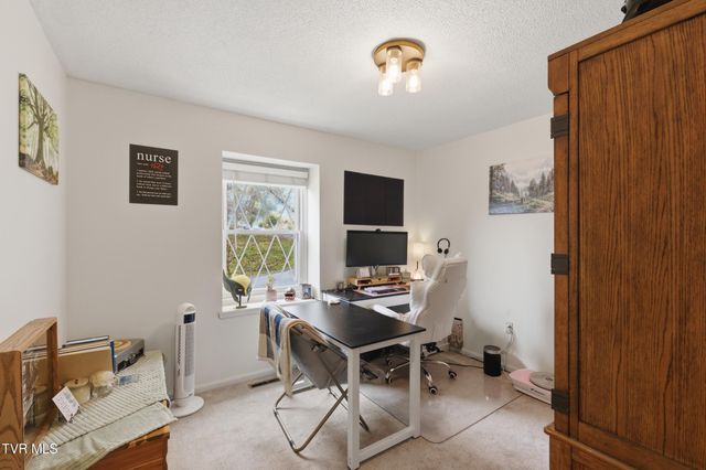 31 Stone Drive, Bristol, TN 37620