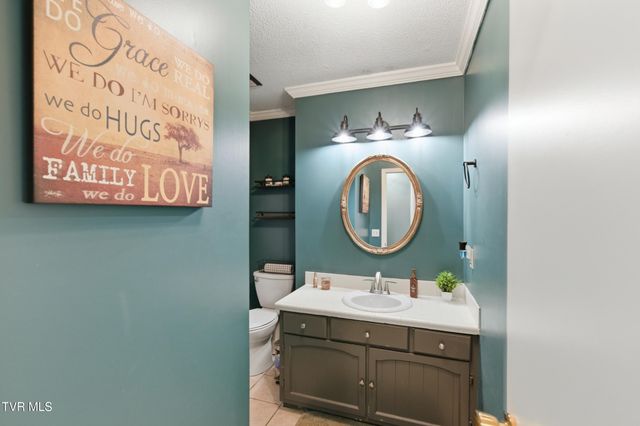 31 Stone Drive, Bristol, TN 37620