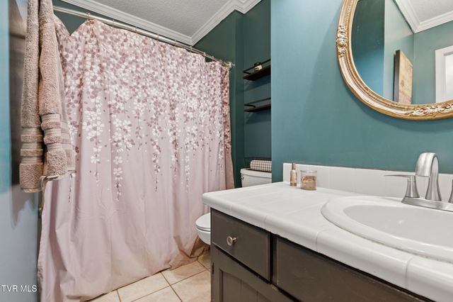 31 Stone Drive, Bristol, TN 37620