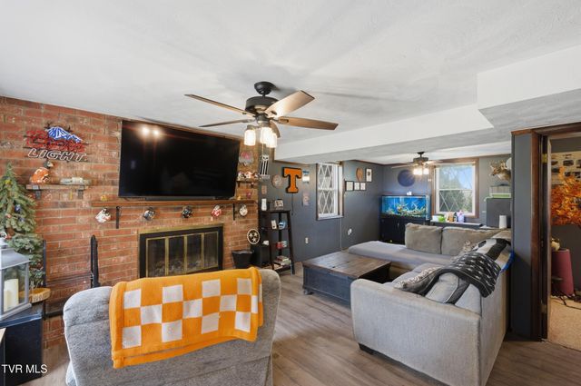 31 Stone Drive, Bristol, TN 37620