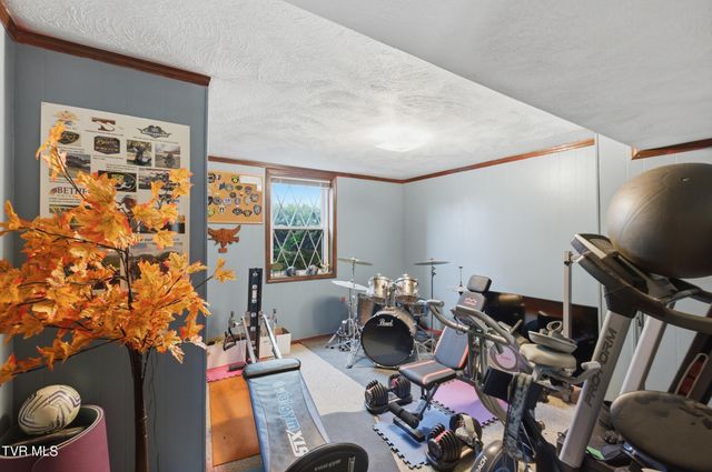 31 Stone Drive, Bristol, TN 37620