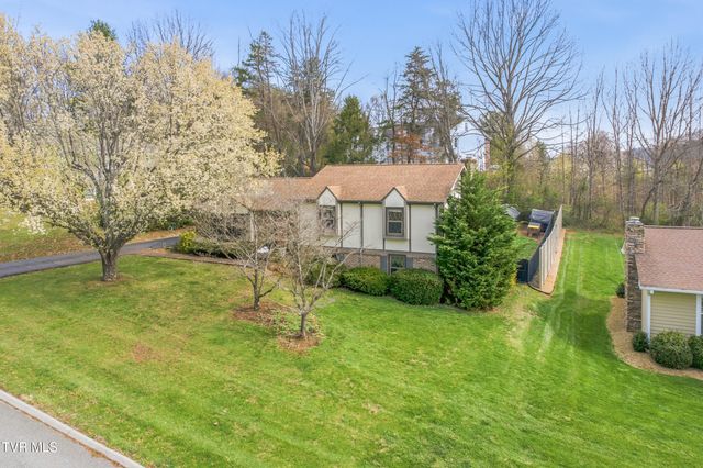 31 Stone Drive, Bristol, TN 37620