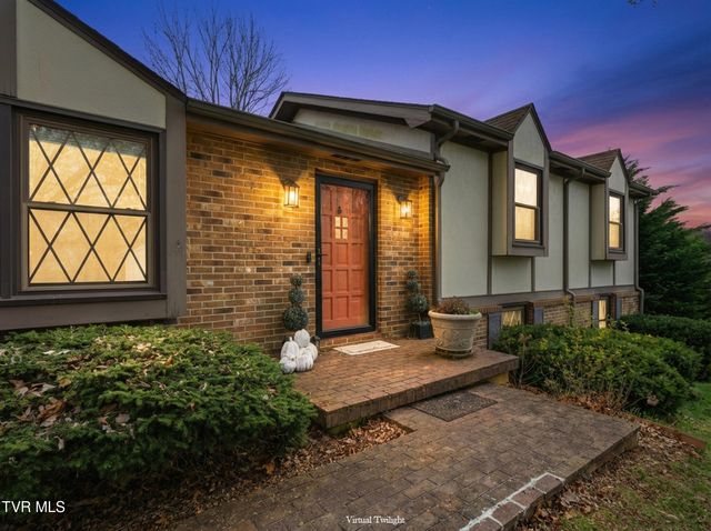 31 Stone Drive, Bristol, TN 37620