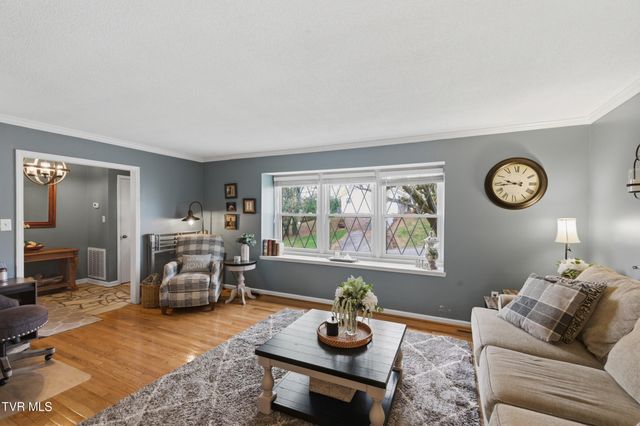 31 Stone Drive, Bristol, TN 37620