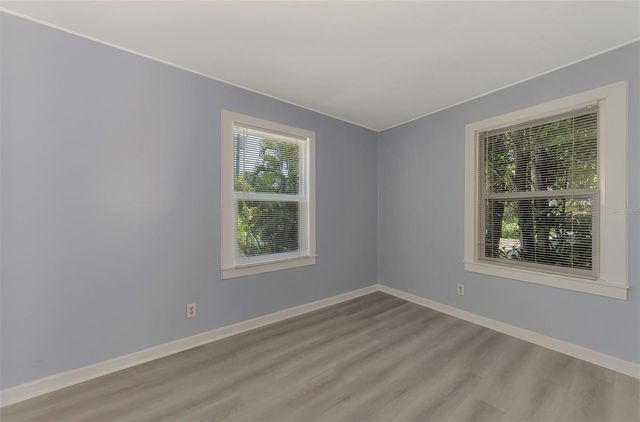 1858 BOYCE A, Sarasota, FL 34239