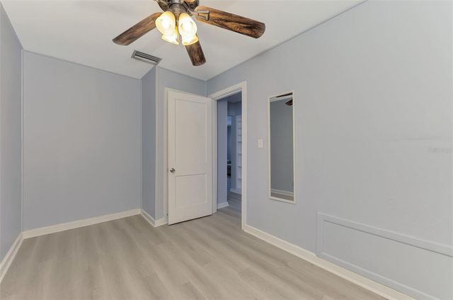 1858 BOYCE A, Sarasota, FL 34239