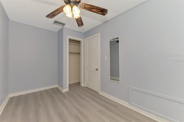 1858 BOYCE A, Sarasota, FL 34239