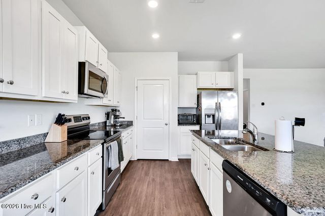 2780 Southern Magnolia Drive, Winnabow, NC 28479