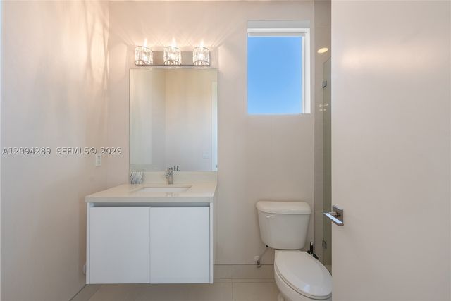 7525 NW 103rd Pl, Doral, FL 33178