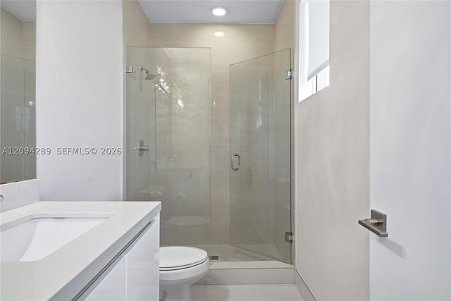 7525 NW 103rd Pl, Doral, FL 33178