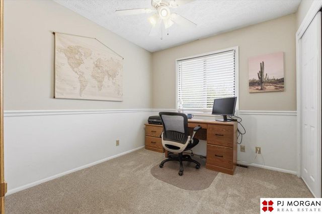 7717 Cottonwood Avenue, La Vista, NE 68128