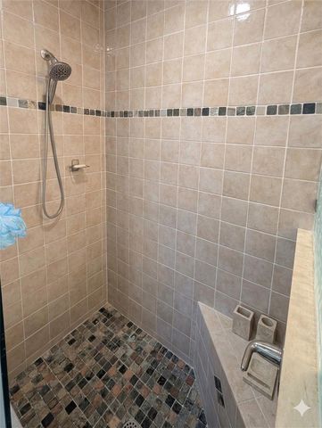 18027 PALM BREEZE DRIVE, Tampa, FL 33647