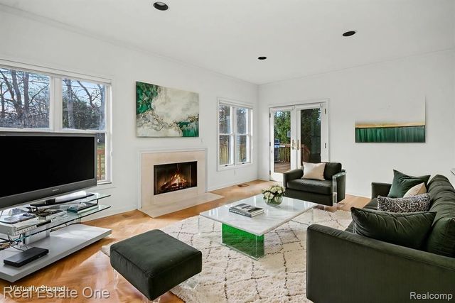 5840 Inkster - House, West Bloomfield, MI 48323