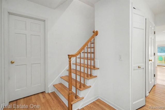 5840 Inkster - House, West Bloomfield, MI 48323