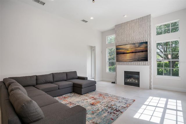 11537 CLAYMONT CIR, Windermere, FL 34786