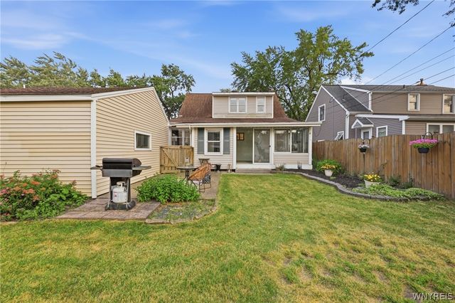 98 Northwood Drive, Tonawanda, NY 14223