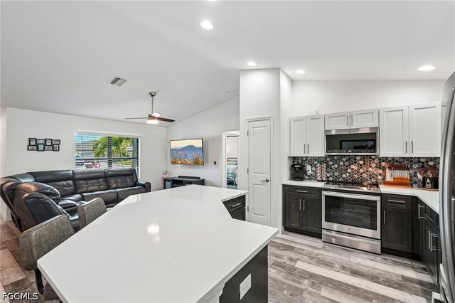 4216 NW 25th TER, Cape Coral, FL 33993