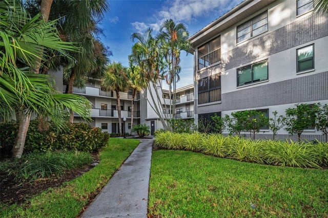 2650 COUNTRYSIDE BOULEVARD C106, Clearwater, FL 33761