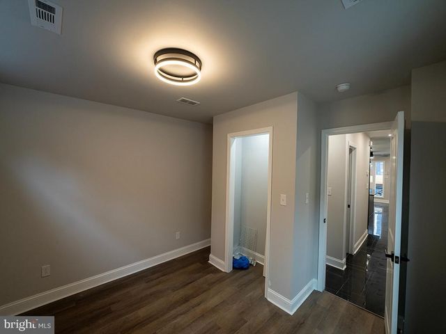 2005 N LAWRENCE ST, Philadelphia, PA 19122