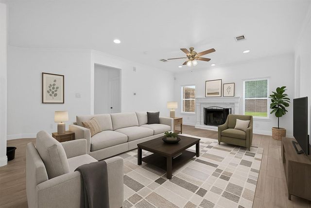 14910 High Meadow Ln, Baytown, TX 77523