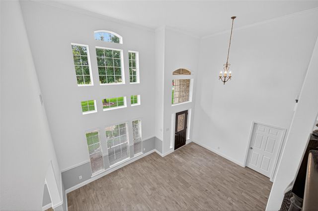 14910 High Meadow Ln, Baytown, TX 77523