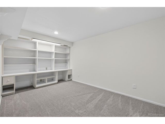 18384 E Crestline Cir, Centennial, CO 80015