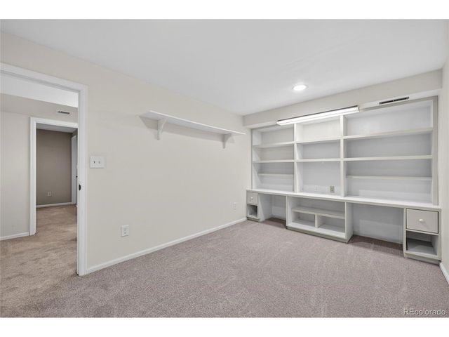 18384 E Crestline Cir, Centennial, CO 80015