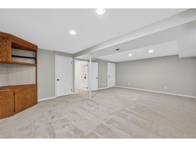 18384 E Crestline Cir, Centennial, CO 80015