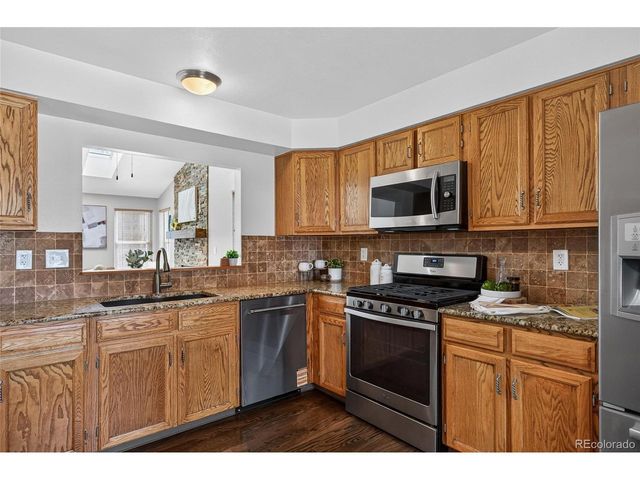 18384 E Crestline Cir, Centennial, CO 80015