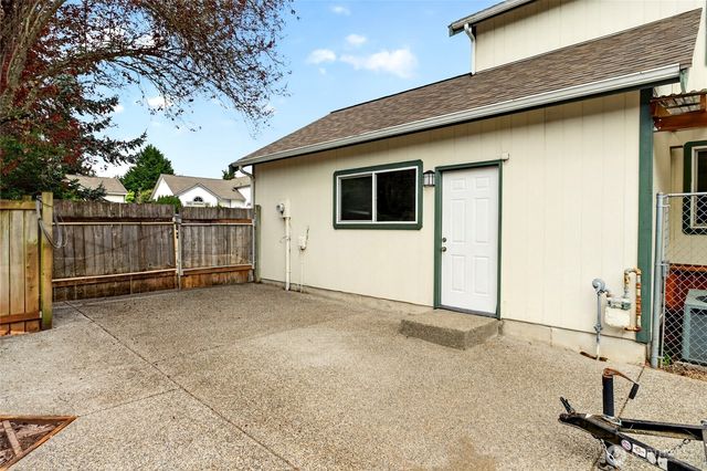 21706 116th Street E, Bonney Lake, WA 98391