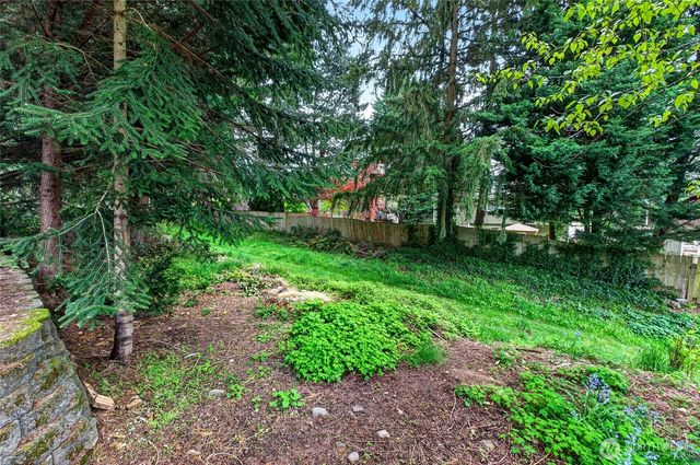 21706 116th Street E, Bonney Lake, WA 98391