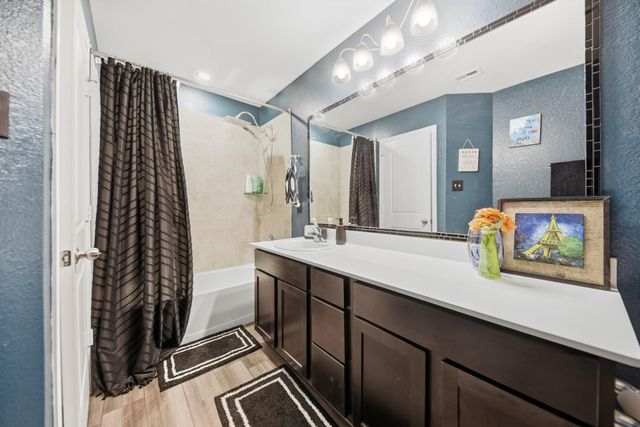 2312 Three Wood Way Walk, Navasota, TX 77868