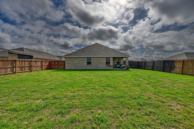 2312 Three Wood Way Walk, Navasota, TX 77868