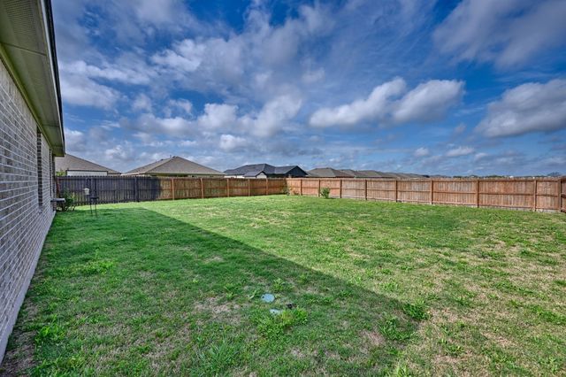 2312 Three Wood Way Walk, Navasota, TX 77868