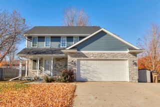 1102 9th Avenue SE, Altoona, IA 50009