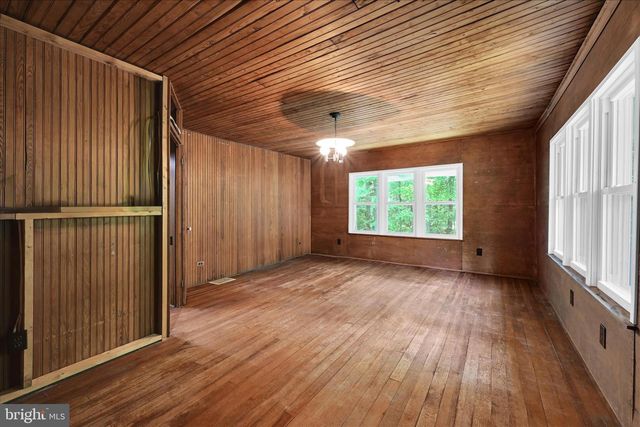 205 HEIGHTS AVE L-0034, Mount Gretna, PA 17064
