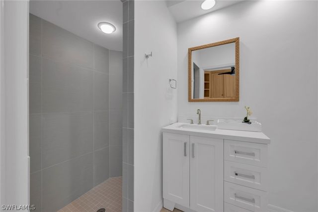 11472 Quail Village WAY, Naples, FL 34119