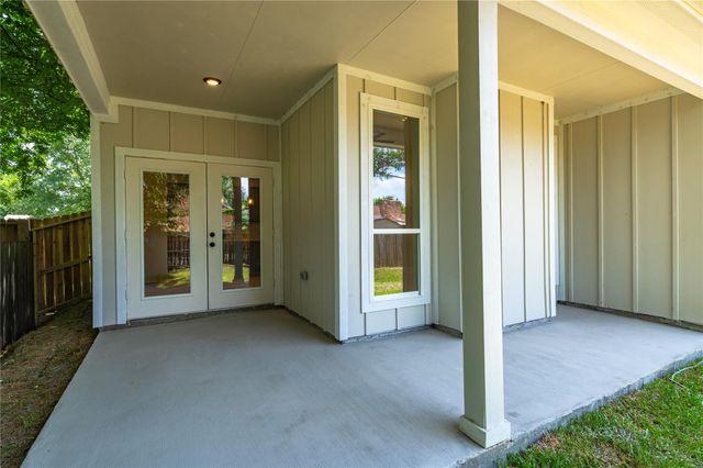 2408 28th Ave N, Texas City, TX 77590