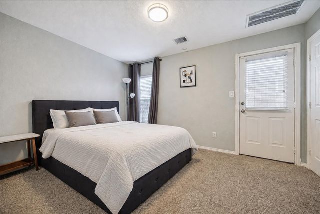 5239 Schuler Street C, Houston, TX 77007