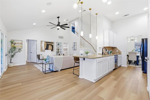 304 Oakcrest DR, Cedar Park, TX 78613