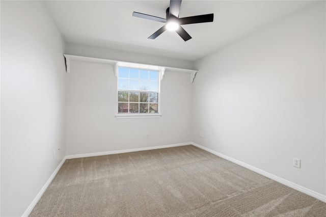 304 Oakcrest DR, Cedar Park, TX 78613