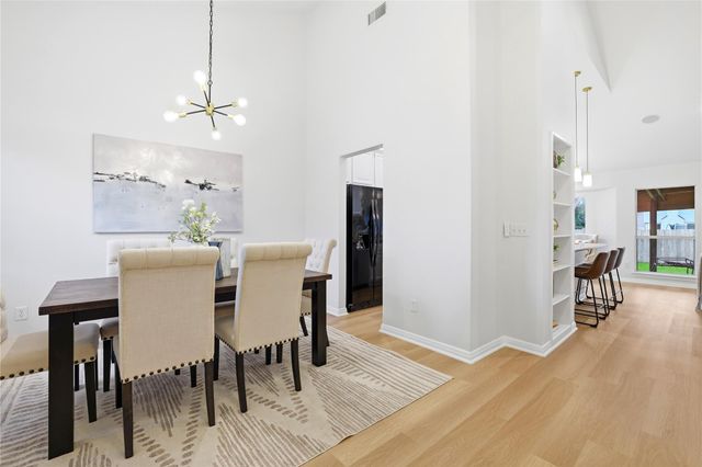 304 Oakcrest DR, Cedar Park, TX 78613