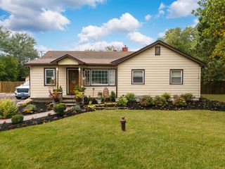 16058 S Gougar Road, Homer Glen, IL 60491