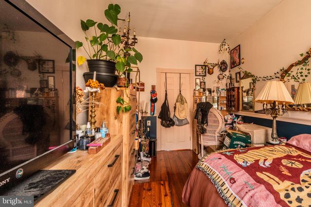 829 S 2ND ST, Philadelphia, PA 19147