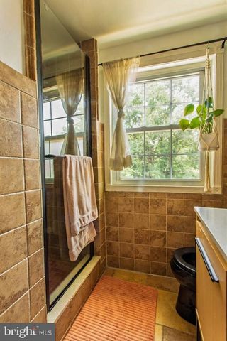 829 S 2ND ST, Philadelphia, PA 19147