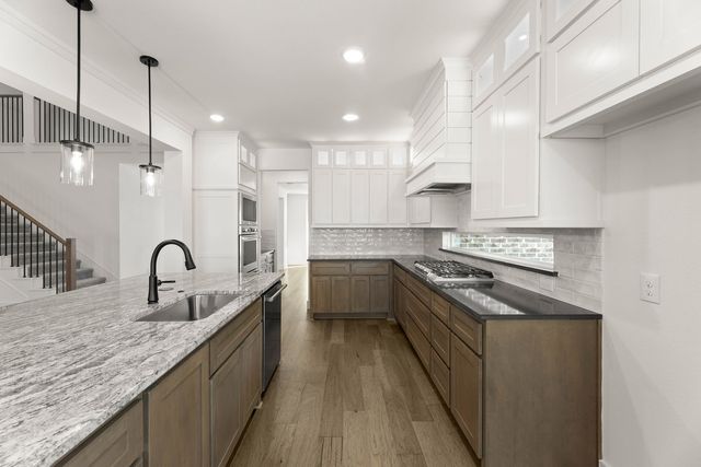 9957 Casa Frontera Drive, Fort Worth, TX 76179