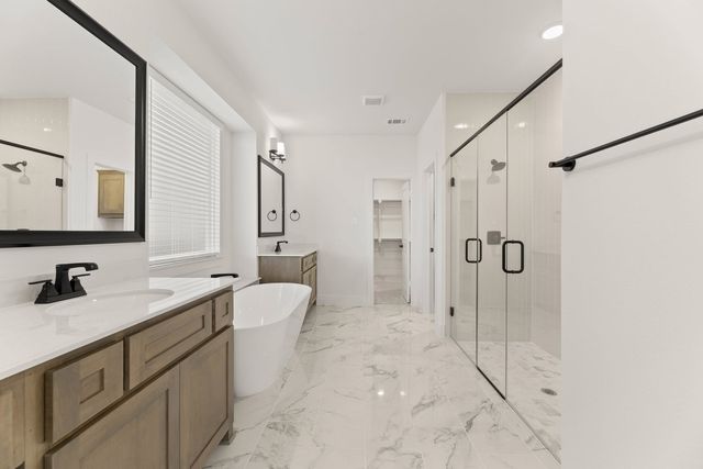 9957 Casa Frontera Drive, Fort Worth, TX 76179